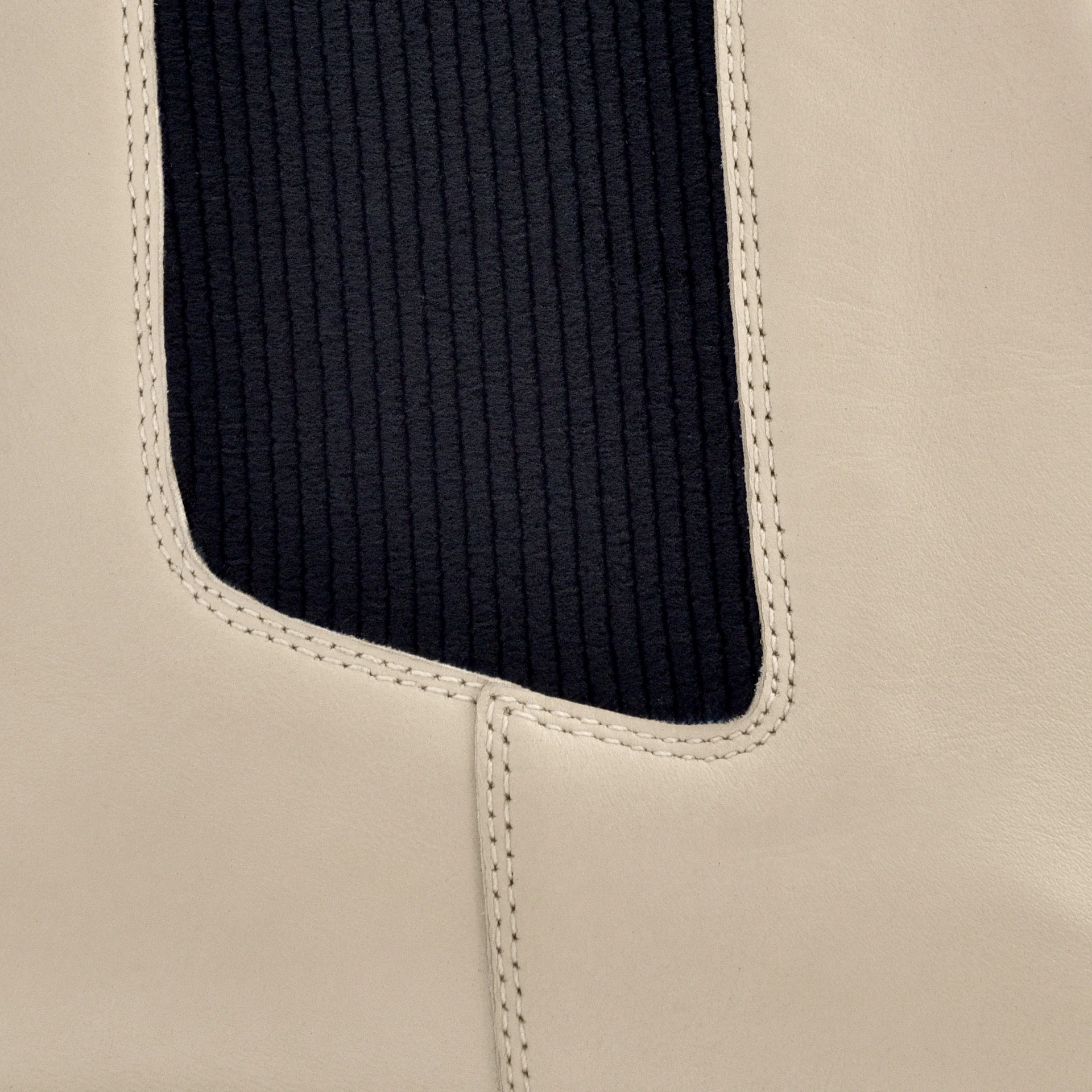 Renée Chelsea Boot - Women´s - Image 5